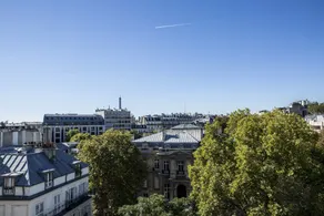 Royal Garden Champs-Élysées - Ausblick vom Zimmer