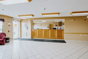 Western Budget Plus Red Deer East - Recepción