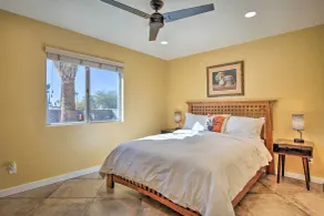Eastside Home w/ Pool Near Hiking! - Interiør