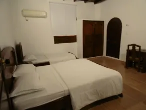 Hotel Zaraya - Room
