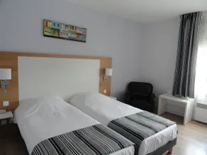 Inter-Hôtel Continental Poitiers - Chambre