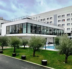 Hôtel Forest Hill Meudon-la-Forêt - Piscine