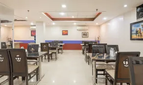 Treebo Paras International - Restaurant