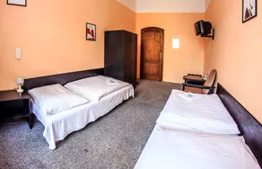 Hotel Pyramida - Habitación