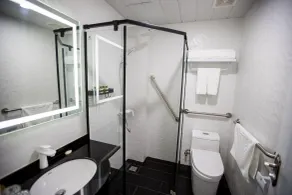 Hotel Americano - Bathroom