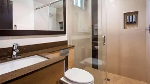 Glenrrock Inn And Suites - Bathroom