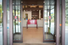 Bhotel - Reception