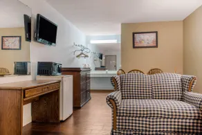 Econo Lodge Holland - Toledo - Værelse