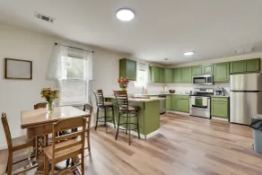 Historic Louisville Steps Away! Work & Play Home - Innvendig