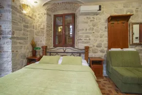 Apartments Wine House Old Town - Habitación