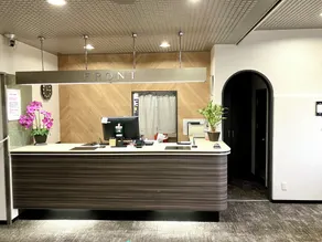 HOTEL LiVEMAX Mihara Ekimae - Rezeption