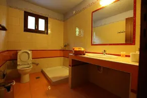 Ta Petrina - Casa de banho
