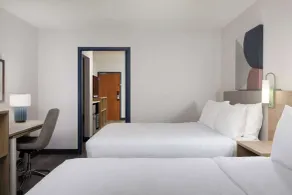 Spark by Hilton Guelph - Room