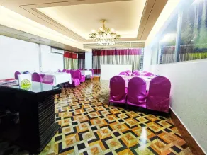 White Rose Suites Ltd - Restaurant