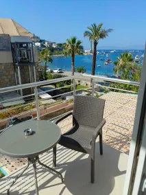 Mia Hill Suites - Room