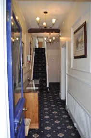 Avoncot Guest House - Entrada interior