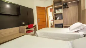 Atlântico Golden Apart Hotel - Room