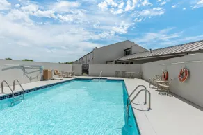 Quality Inn Shawnee North I-40 - Pool