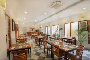 Petit Palais by CROSSWAY - Restaurant