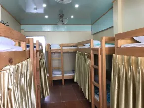 Haiphong Backpacker Hostel - Quarto