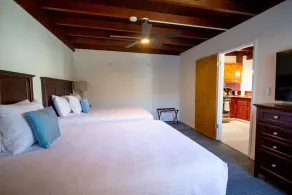 Edgewater Beach Inn - Zimmer