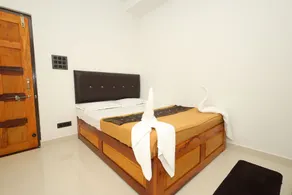 House of Brothers - Room