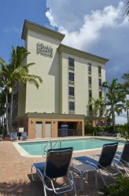 Four Points by Sheraton Punta Gorda Harborside - Piscine