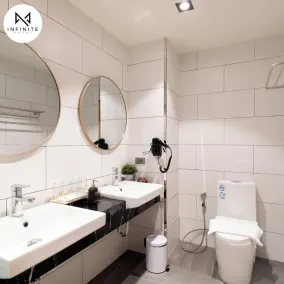 Infinite Hotel Kaset-Senanikom - Bathroom