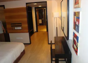 Davanam Sarovar Portico Suites - Habitación