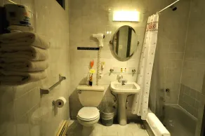 Off Soho Suites - Salle de bain