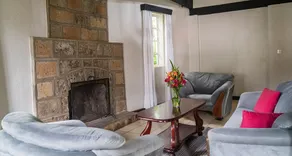 Brackenhurst Conference and Retreat Centre - Lobby sitting area