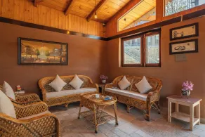 Rudraa Resort And Restaurant - Recepção
