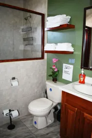Lucina's - Bathroom
