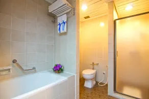 Ambassador City Jomtien Pattaya - Ocean Wing - Bathroom