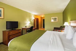 Quality Inn Weston - Room
