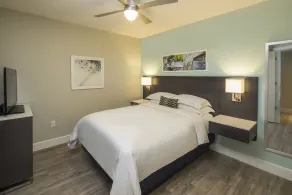 Hilton Grand Vacations Club Ocean 22 Myrtle Beach. - Room