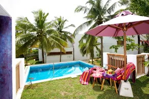 UTMT - Underneath The Mango Tree Spa & Beach Resort - Room