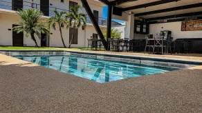 Hotel y Jardín Las Asadas, Bar y Grill - Pool