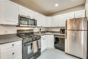 Private Patio! Charming Decatur Oakhurst Bungalow - Innvendig
