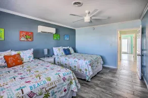 Marvelous Oceanfront Home w/ Stunning Views - Interiör