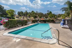 Comfort Suites Near Six Flags Magic Mountain - Piscine