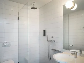 Reykjavik Lights Hotel by Keahotels - Bathroom