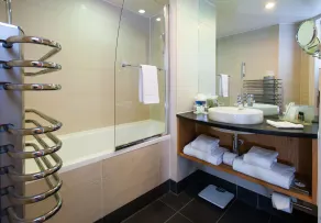 Holiday Inn Salisbury - Stonehenge by IHG - Habitación