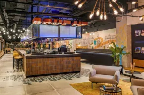 Moxy Belfast City - Reception