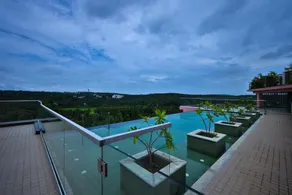 Pushpak Grande - Piscina