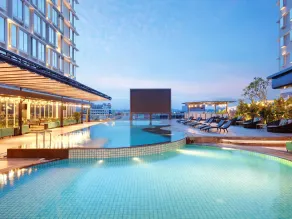 Ibis Samarinda - Pool
