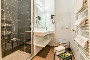 Logis Hôtel & Restaurant La Villa Bleue - Badezimmer