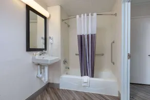 La Quinta by Wyndham Clifton/Rutherford - Salle de bain