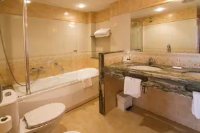 Hotel Rosa & Spa Begur - Bathroom