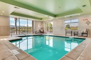 Holiday Inn Express Hotel & Suites Lake Elsinore by IHG - Piscine